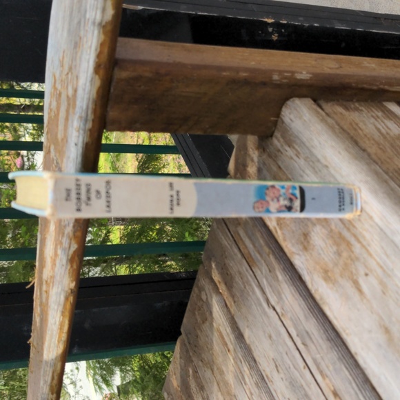 The Bobbsey Twins of Lakeport - Picture 5 of 8